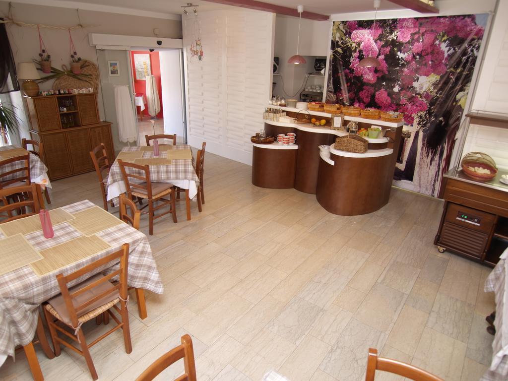 Bed&Breakfast Saturn Veli Lošinj Buitenkant foto