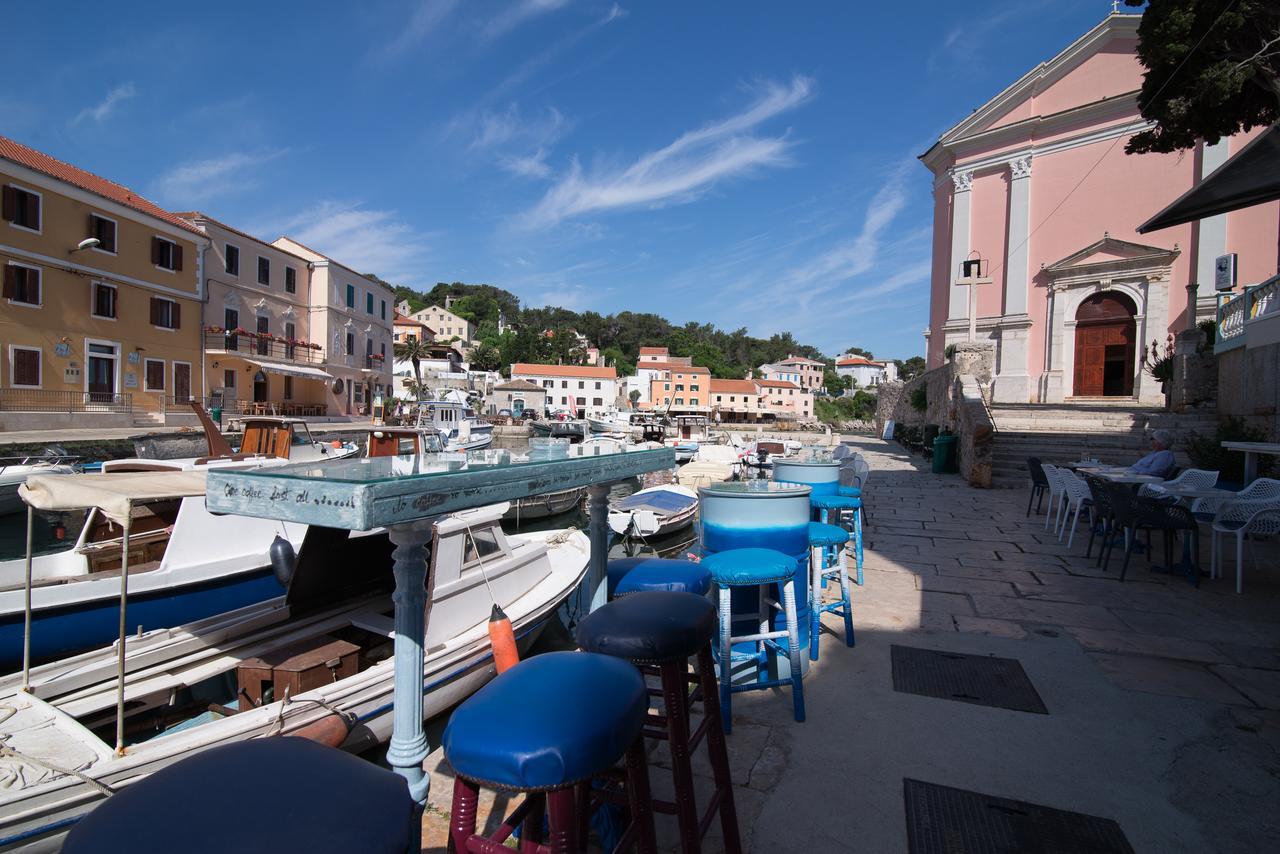Bed&Breakfast Saturn Veli Lošinj Buitenkant foto
