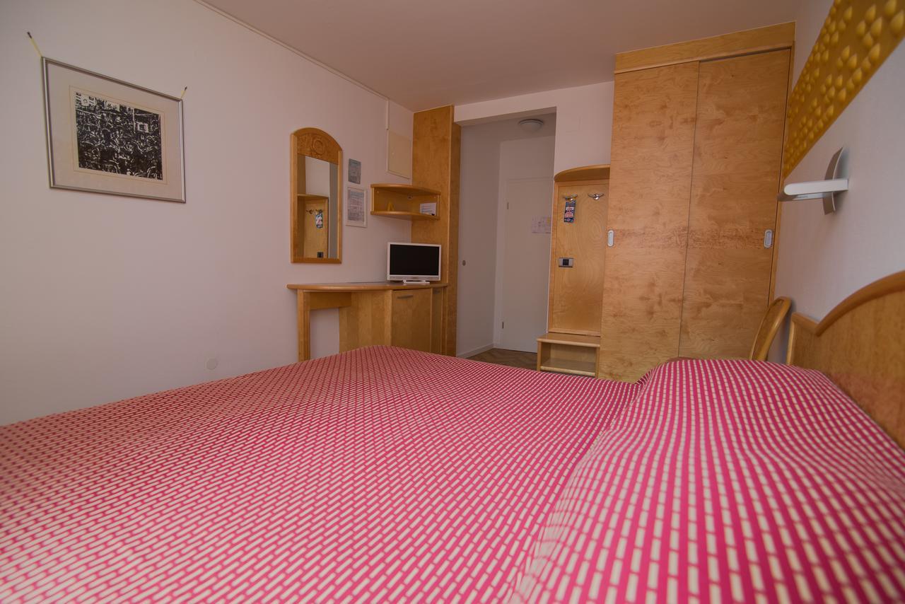 Bed&Breakfast Saturn Veli Lošinj Buitenkant foto
