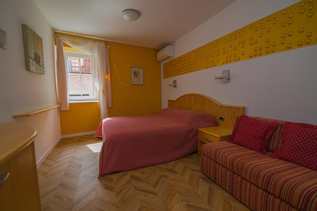 Bed&Breakfast Saturn Veli Lošinj Buitenkant foto